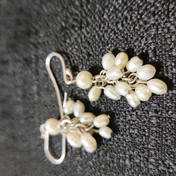 VINTAGE STERLING SILVER FRESHWATER PEARL CHANDELIER EARRINGS - Picture 3 of 5